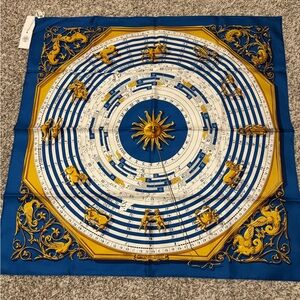 NIB Hermes Carre 90 DIES ET HORE Astrology
Silk Scarf Navy